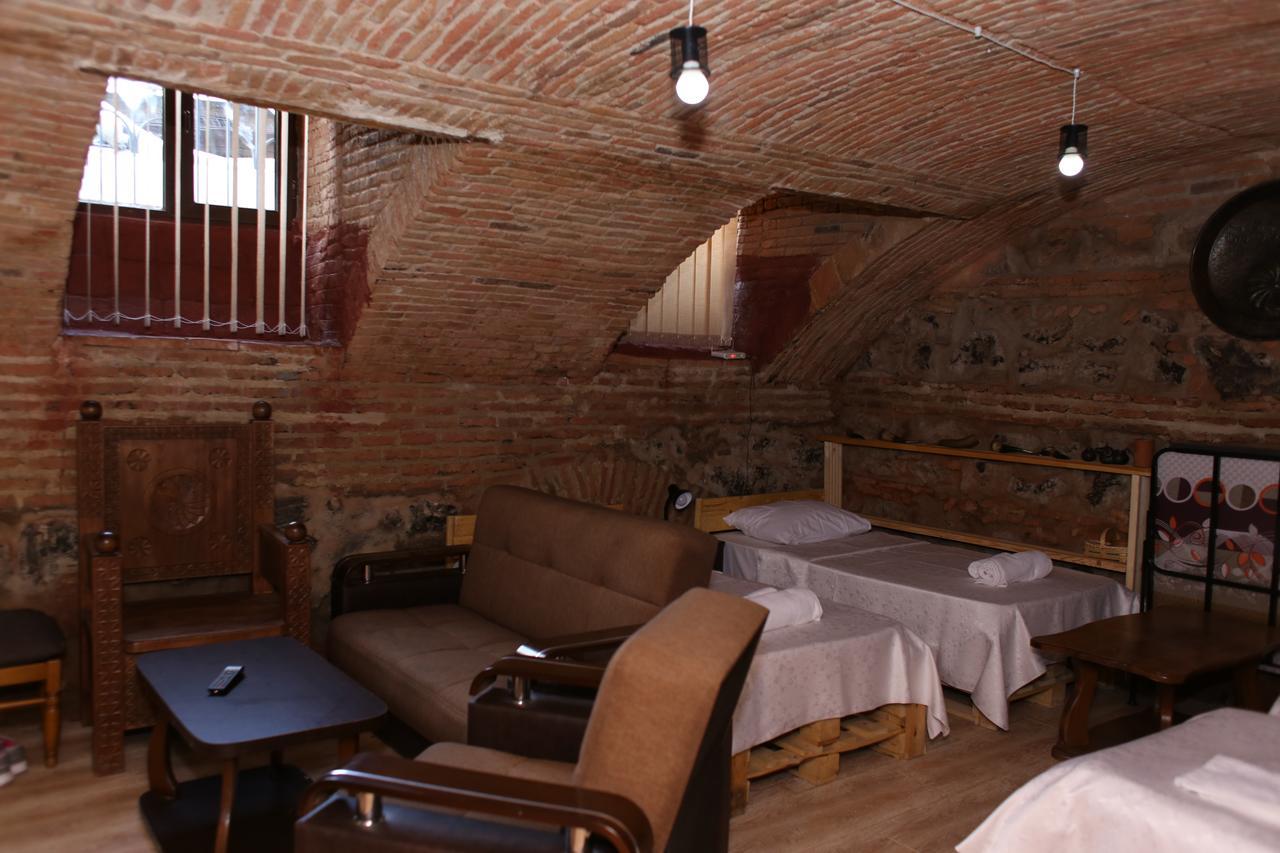 Guest House Kakabadzeebi 9 Tbiliszi Kültér fotó